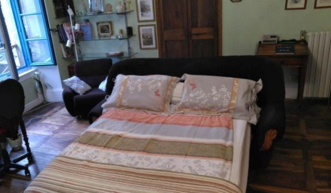 Grand Appartement De Charme Avec Parking Prive Florac エクステリア 写真